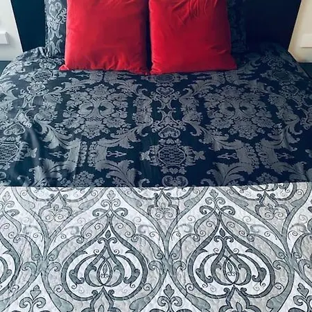 Apartment Fabulous In City Centre *
